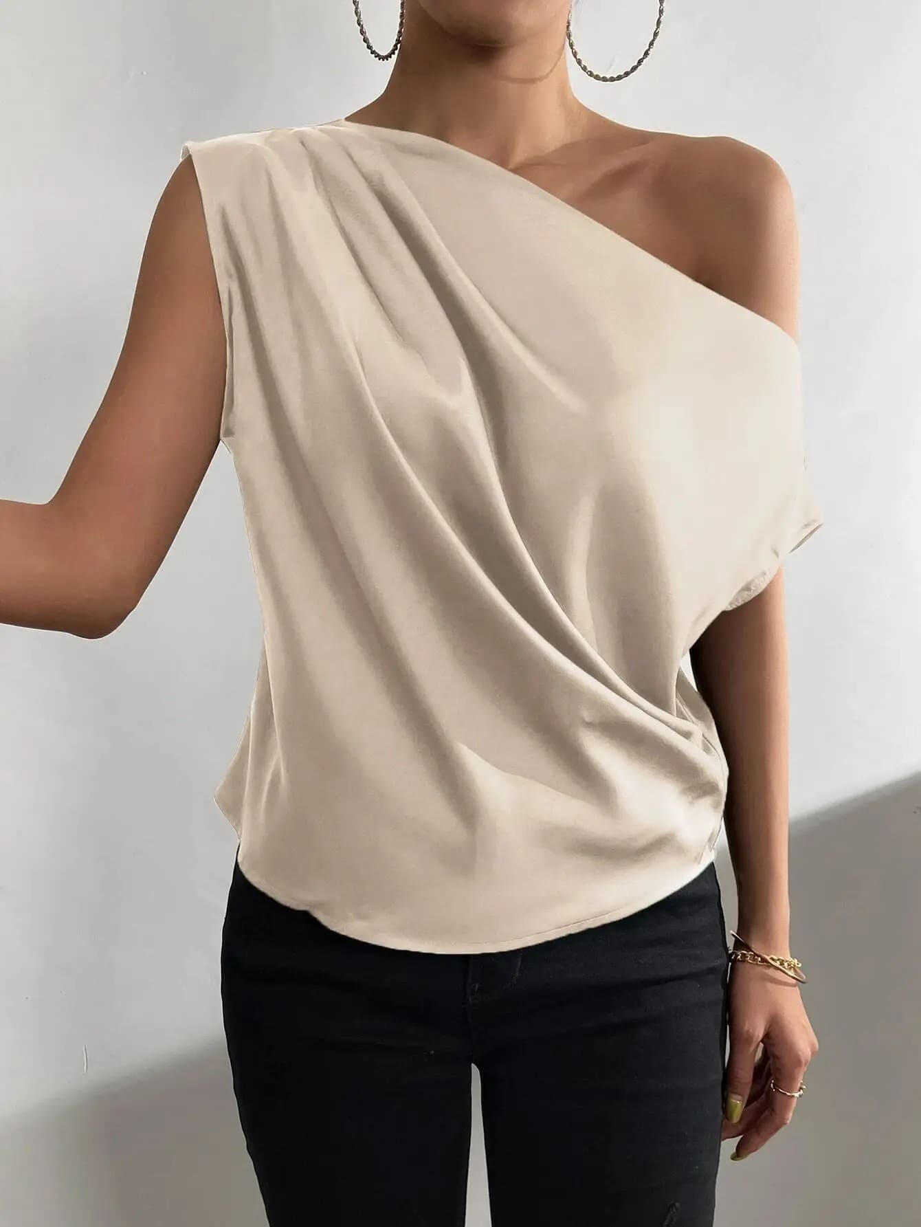 Women's Sexy Blouse Summer Fashion Versatile Slant Neck Fold Single Shoulder Asymmetric Tank Top Женские Рубашки Tee Shirt Femme